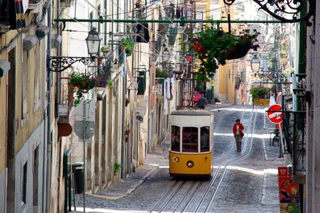Calcada Do Combro Lägenhet Lisboa Exteriör bild